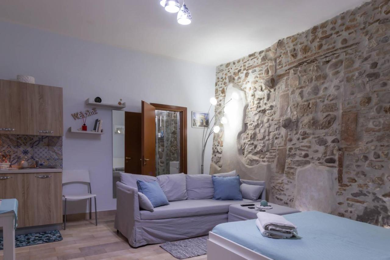 Bed & Breakfast Civico 87 *